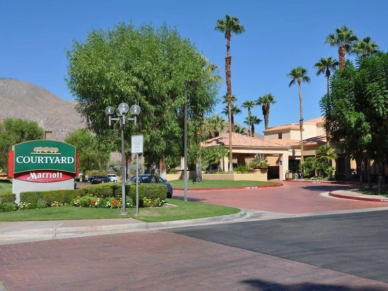 Courtyard By Marriott Palm Springs Hotel